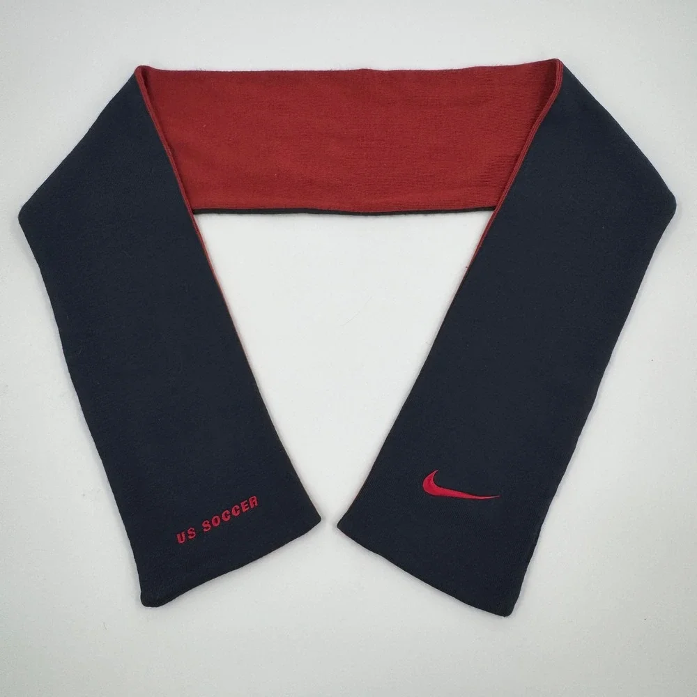 Nike US Soccer Reversible Knit Scarf Red Navy Blue Embroidered Logo‎ Fan Gear